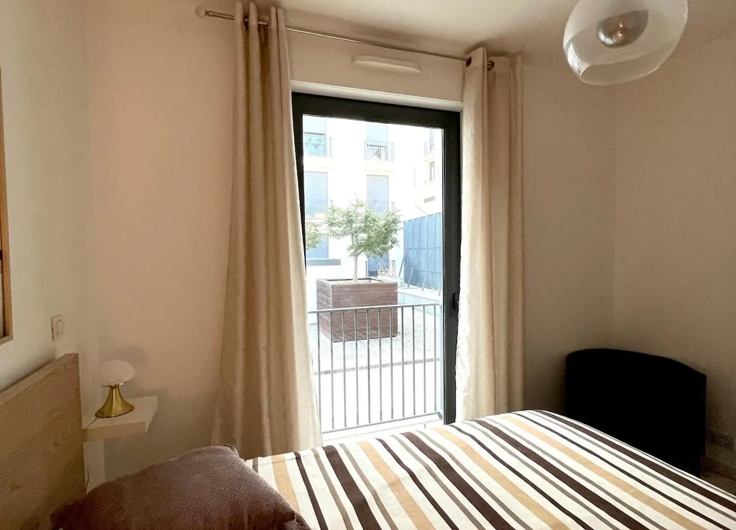 Homestay Luxury Castle View Apartment Lisbon
